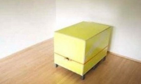 Δε θα πιστεύετε τι κρύβεται μέσα στο κίτρινο κουτί! (photos)
