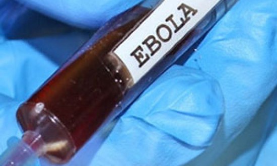 Ο Έμπολα μεταλλάσσεται, προειδοποιούν επιστήμονες