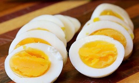 Τι θα συμβεί στο σώμα σου εάν τρως 3 αβγά την ημέρα για ένα μήνα!