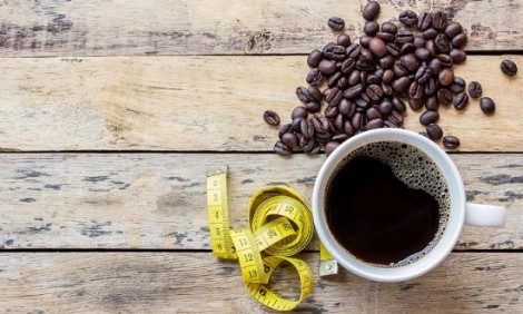 Πως να βελτιστοποιήσετε την πρόσληψη και τον χρονισμό της καφεΐνης για την απώλεια λίπους
