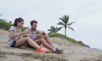 Τα υγιεινά σνακ που κόβουν την όρεξη στην παραλία