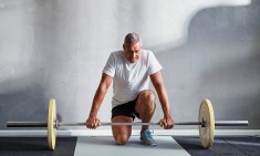 &Pi;&rho;&omicron;&pi;ό&nu;&eta;&sigma;&eta; &mu;&epsilon; &beta;ά&rho;&eta; &mu;&epsilon;&tau;ά &tau;&alpha; 50: &Gamma;&iota;&alpha;&tau;ί &epsilon;ί&nu;&alpha;&iota; &sigma;&eta;&mu;&alpha;&nu;&tau;&iota;&kappa;ή;