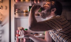 &Omicron;&iota; &kappa;ί&nu;&delta;&upsilon;&nu;&omicron;&iota; &alpha;&pi;ό &tau;&omicron; &phi;&alpha;&gamma;&eta;&tau;ό &pi;&rho;&iota;&nu; &tau;&omicron;&nu; ύ&pi;&nu;&omicron;