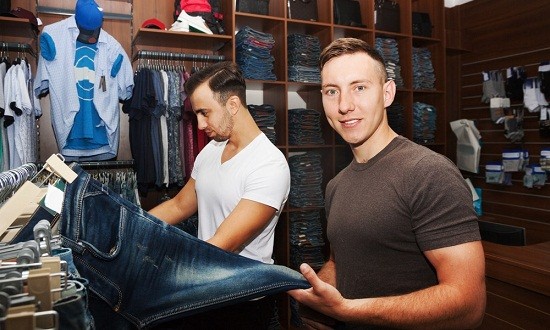 &Tau;&omicron; &kappa;ό&lambda;&pi;&omicron; &gamma;&iota;&alpha; &nu;&alpha; &alpha;&gamma;&omicron;&rho;ά&zeta;&epsilon;&iota;&sigmaf; &pi;&alpha;&nu;&tau;&epsilon;&lambda;ό&nu;&iota; &chi;&omega;&rho;ί&sigmaf; &nu;&alpha; &tau;&omicron; &delta;&omicron;&kappa;&iota;&mu;ά&zeta;&epsilon;&iota;&sigmaf;