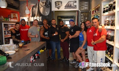 &Alpha;&rho;&kappa;&epsilon;&tau;&omicron;ί &phi;ί&lambda;&omicron;&iota; &tau;&eta;&sigmaf; &sigma;&omega;&mu;&alpha;&tau;&iota;&kappa;ή&sigmaf; &delta;&iota;ά&pi;&lambda;&alpha;&sigma;&eta;&sigmaf; &kappa;&alpha;&iota; &lambda;&alpha;&mu;&pi;&epsilon;&rho;έ&sigmaf; &pi;&alpha;&rho;&omicron;&upsilon;&sigma;ί&epsilon;&sigmaf; &sigma;&tau;&omicron; event &tau;&omicron;&upsilon; Muscle Club (photos)