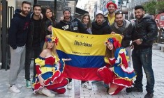 Colombiano: &Tau;&omicron; &laquo;&mu;&alpha;&phi;&iota;ό&zeta;&iota;&kappa;&omicron;&raquo; &gamma;&kappa;&rho;&omicron;&upsilon;&pi; &tau;&omicron;&upsilon; &pi;&alpha;&tau;&rho;&iota;&nu;&omicron;ύ &kappa;&alpha;&rho;&nu;&alpha;&beta;&alpha;&lambda;&iota;&omicron;ύ 2017!