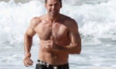 &Phi;&tau;&iota;ά&xi;&epsilon; &sigma;ώ&mu;&alpha; &gamma;&iota;&alpha; &pi;&alpha;&rho;&alpha;&lambda;ί&alpha; &mu;&epsilon; &tau;&omicron; &pi;&rho;ό&gamma;&rho;&alpha;&mu;&mu;&alpha; &tau;&omicron;&upsilon; Wolverine