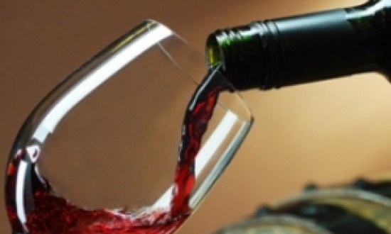 &Tau;&alpha; &iota;&delta;&alpha;&nu;&iota;&kappa;ά &kappa;&rho;&alpha;&sigma;&iota;ά &gamma;&iota;&alpha; &tau;&eta;&nu; &Kappa;&upsilon;&rho;&iota;&alpha;&kappa;ή &tau;&omicron;&upsilon; &Pi;ά&sigma;&chi;&alpha;!