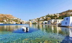 &Omicron;&iota; 6 ά&gamma;&nu;&omega;&sigma;&tau;&omicron;&iota; &laquo;&pi;&alpha;&rho;ά&delta;&epsilon;&iota;&sigma;&omicron;&iota;&raquo; &tau;&omicron;&upsilon; &Alpha;&iota;&gamma;&alpha;ί&omicron;&upsilon; &alpha;&pi;ό &tau;&eta;&nu; Daily Mail