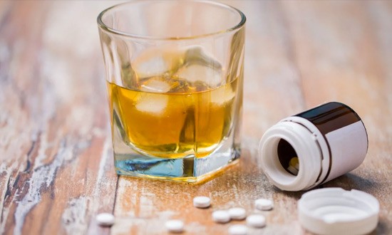 &Mu;&pi;&omicron;&rho;ώ &nu;&alpha; &pi;ί&nu;&omega; &alpha;&lambda;&kappa;&omicron;ό&lambda; &alpha;&nu; &pi;&alpha;ί&rho;&nu;&omega; &alpha;&nu;&tau;&iota;&kappa;&alpha;&tau;&alpha;&theta;&lambda;&iota;&pi;&tau;&iota;&kappa;ά;