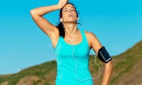 &Omicron;&iota; 8 &kappa;&alpha;&lambda;&omicron;&kappa;&alpha;&iota;&rho;&iota;&nu;έ&sigmaf; &alpha;&pi;&epsilon;&iota;&lambda;έ&sigmaf; &tau;&eta;&sigmaf; &upsilon;&gamma;&epsilon;ί&alpha;&sigmaf; &mu;&alpha;&sigmaf;