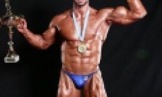 &Omicron; &Delta;&epsilon;&lambda;&eta;&gamma;&iota;ά&nu;&nu;&eta;&sigmaf; &tau;&omicron;&nu; &Gamma;&epsilon;&nu;&iota;&kappa;ό &sigma;&tau;&omicron; 4o Natural Mr. Hellas 2015