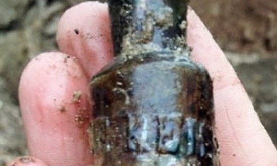 &Alpha;&pi;ί&sigma;&tau;&epsilon;&upsilon;&tau;&omicron;:&Delta;&epsilon;ί&tau;&epsilon; &tau;&iota; &pi;&epsilon;&rho;&iota;έ&chi;&epsilon;&iota; &tau;&omicron; &Epsilon;&lambda;&iota;&xi;ί&rho;&iota;&omicron; &tau;&eta;&sigmaf; &Mu;&alpha;&kappa;&rho;&omicron;&zeta;&omega;ί&alpha;&sigmaf; &pi;&omicron;&upsilon; έ&pi;&iota;&nu;&alpha;&nu; &tau;&omicron; 19&omicron; &alpha;&iota;ώ&nu;&alpha; !!!