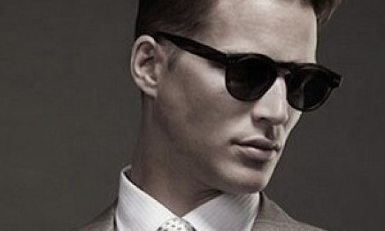 8 &alpha;&rho;&epsilon;&tau;έ&sigmaf; &pi;&omicron;&upsilon; &chi;&alpha;&rho;&alpha;&kappa;&tau;&eta;&rho;ί&zeta;&omicron;&upsilon;&nu; έ&nu;&alpha; &sigma;&pi;&omicron;&upsilon;&delta;&alpha;ί&omicron; ά&nu;&tau;&rho;&alpha;