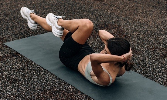 &Tau;&iota; &theta;&alpha; &sigma;&upsilon;&mu;&beta;&epsilon;ί &sigma;&tau;&omicron; &sigma;ώ&mu;&alpha; &sigma;&omicron;&upsilon; &alpha;&nu; &kappa;ά&nu;&epsilon;&iota;&sigmaf; &kappa;&omicron;&iota;&lambda;&iota;&alpha;&kappa;&omicron;ύ&sigmaf; &kappa;ά&theta;&epsilon; &mu;έ&rho;&alpha;;