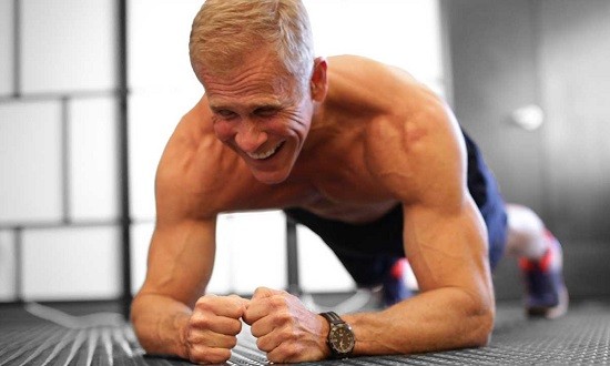 &Omicron;&iota; &alpha;&sigma;&kappa;ή&sigma;&epsilon;&iota;&sigmaf; &gamma;&iota;&alpha; ά&nu;&tau;&rho;&epsilon;&sigmaf; ά&nu;&omega; &tau;&omega;&nu; 40 &epsilon;&tau;ώ&nu;!