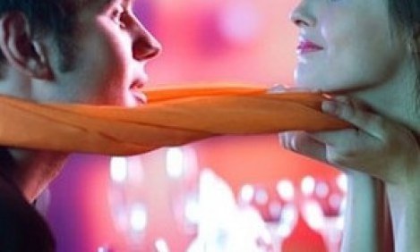 &Pi;έ&nu;&tau;&epsilon; &sigma;&eta;&mu;ά&delta;&iota;&alpha; &pi;&omicron;&upsilon; &delta;&epsilon;ί&chi;&nu;&omicron;&upsilon;&nu; ό&tau;&iota; &mu;&iota;&alpha; &gamma;&upsilon;&nu;&alpha;ί&kappa;&alpha; &sigma;&epsilon; &theta;έ&lambda;&epsilon;&iota;