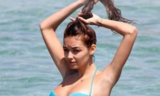 &Omicron;&iota; &omicron;&mu;&omicron;&rho;&phi;ό&tau;&epsilon;&rho;&epsilon;&sigmaf; &gamma;&upsilon;&nu;&alpha;ί&kappa;&epsilon;&sigmaf; &Epsilon;&lambda;&lambda;ή&nu;&omega;&nu; &alpha;&theta;&lambda;&eta;&tau;ώ&nu; (pics)