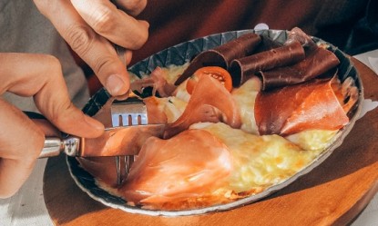 &Upsilon;&psi;&eta;&lambda;ή &Chi;&omicron;&lambda;&eta;&sigma;&tau;&epsilon;&rho;ό&lambda;&eta;: &Alpha;&upsilon;&tau;ό&sigmaf; &epsilon;ί&nu;&alpha;&iota; &omicron; &pi;&rho;&alpha;&gamma;&mu;&alpha;&tau;&iota;&kappa;ό&sigmaf; &epsilon;&chi;&theta;&rho;ό&sigmaf;!