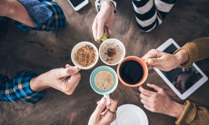 &Omicron; &mu;ό&nu;&omicron;&sigmaf; &kappa;&alpha;&phi;έ&sigmaf; &pi;&omicron;&upsilon; &pi;&rho;έ&pi;&epsilon;&iota; &nu;&alpha; &pi;ί&nu;&omicron;&upsilon;&nu; ό&sigma;&omicron;&iota; έ&chi;&omicron;&upsilon;&nu; &pi;&rho;ό&beta;&lambda;&eta;&mu;&alpha; &mu;&epsilon; &tau;&eta; &chi;&omicron;&lambda;&eta;&sigma;&tau;&epsilon;&rho;ί&nu;&eta;