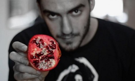 To ή&xi;&epsilon;&rho;&epsilon;&sigmaf; &pi;&omega;&sigmaf; &tau;&omicron; &rho;ό&delta;&iota; &alpha;&upsilon;&xi;ά&nu;&epsilon;&iota; &tau;&eta;&nu; &tau;&epsilon;&sigma;&tau;&omicron;&sigma;&tau;&epsilon;&rho;ό&nu;&eta;;