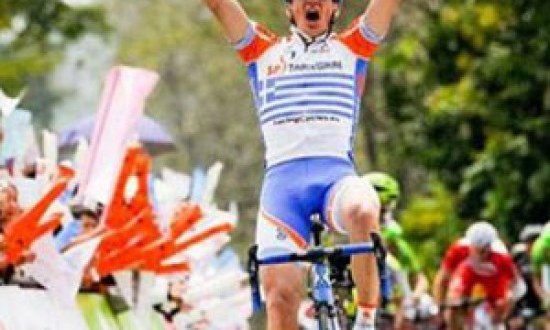 &Sigma;&pi;&omicron;&upsilon;&delta;&alpha;ί&omicron;&sigmaf; &Tau;&alpha;&mu;&omicron;&upsilon;&rho;ί&delta;&eta;&sigmaf; &sigma;&tau;&eta;&nu; &Tau;&alpha;ϊ&beta;ά&nu; (vid)