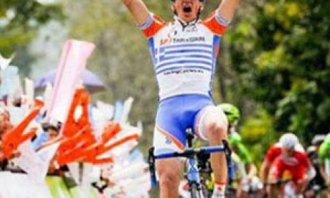 &Sigma;&pi;&omicron;&upsilon;&delta;&alpha;ί&omicron;&sigmaf; &Tau;&alpha;&mu;&omicron;&upsilon;&rho;ί&delta;&eta;&sigmaf; &sigma;&tau;&eta;&nu; &Tau;&alpha;ϊ&beta;ά&nu; (vid)