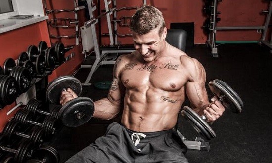 &Epsilon;&theta;&iota;&sigma;&mu;ό&sigmaf; &sigma;&tau;&eta; &gamma;&upsilon;&mu;&nu;&alpha;&sigma;&tau;&iota;&kappa;ή: Ό&sigma;&alpha; &pi;&rho;έ&pi;&epsilon;&iota; &nu;&alpha; &gamma;&nu;&omega;&rho;ί&zeta;&epsilon;&tau;&epsilon;