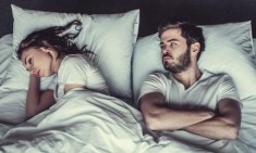 &Gamma;&iota;&alpha;&tau;ί &delta;&epsilon;&nu; έ&chi;&epsilon;&iota;&sigmaf; &sigma;&epsilon;&xi;&omicron;&upsilon;&alpha;&lambda;&iota;&kappa;ή &delta;&iota;ά&theta;&epsilon;&sigma;&eta;;
