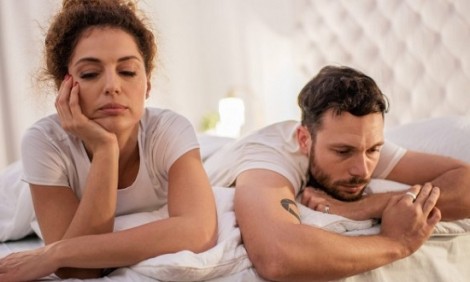 O πραγματικός λόγος που τα ζευγάρια σταματούν να κάνουν σεξ