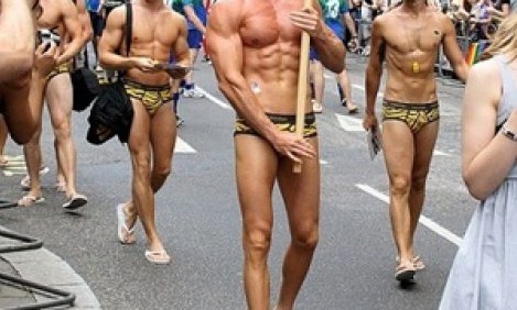 Ά&nu;&tau;&rho;&epsilon;&sigmaf; &pi;&omicron;&upsilon; &xi;έ&chi;&alpha;&sigma;&alpha;&nu; &nu;&alpha; &gamma;&upsilon;&mu;&nu;ά&sigma;&omicron;&upsilon;&nu; &tau;&alpha; &pi;ό&delta;&iota;&alpha; &tau;&omicron;&upsilon;&sigmaf;! (22 photos)