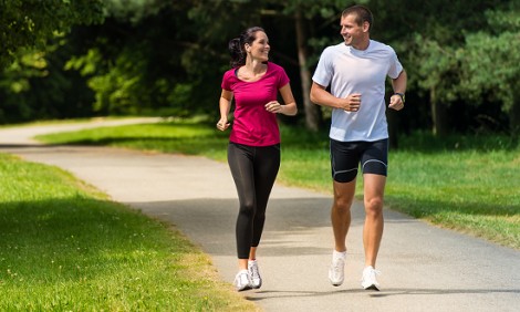 Γιατί είναι ευεργετική για σώμα και μυαλό η πρωινή γυμναστική;