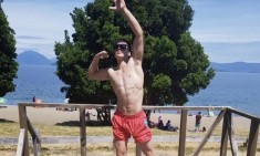 &Omicron; 22&chi;&rho;&omicron;&nu;&omicron;&sigmaf; &kappa;&alpha;&rho;&alpha;&tau;έ&kappa;&alpha; έ&sigma;&omega;&sigma;&epsilon; &tau;&eta; 17&chi;&rho;&omicron;&nu;&eta; &alpha;&pi;ό &beta;&iota;&alpha;&sigma;&mu;&omicron; &sigma;&tau;&eta; &Phi;&rho;&epsilon;&alpha;&tau;&tau;ύ&delta;&alpha;