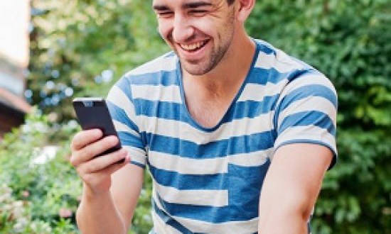 Πώς το κινητό επηρεάζει το... σώμα σου (video)