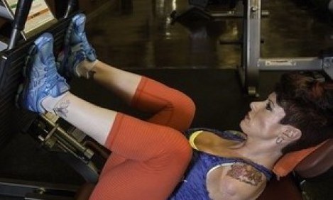 &Sigma;&upsilon;&gamma;&kappa;&lambda;&omicron;&nu;&iota;&sigma;&tau;&iota;&kappa;ό: &Gamma;&nu;&omega;&rho;ί&sigma;&tau;&epsilon; &tau;&eta;&nu; 37&chi;&rho;&omicron;&nu;&eta; bodybuilder &chi;&omega;&rho;ί&sigmaf; &chi;έ&rho;&iota;&alpha;!