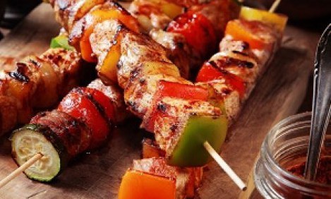 &Tau;&sigma;&iota;&kappa;&nu;&omicron;&pi;έ&mu;&pi;&tau;&eta; &gamma;&iota;&alpha;... &chi;&omicron;&rho;&tau;&omicron;&phi;ά&gamma;&omicron;&upsilon;&sigmaf;