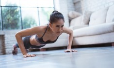 &Pi;&alpha;&nu;&delta;&eta;&mu;ί&alpha;: &Pi;&omicron;&iota;&alpha; &nu;ό&sigma;&omicron;&sigmaf; &alpha;&upsilon;&xi;ή&theta;&eta;&kappa;&epsilon; &mu;έ&sigma;&alpha; &sigma;&epsilon; &delta;ύ&omicron; &chi;&rho;ό&nu;&iota;&alpha;