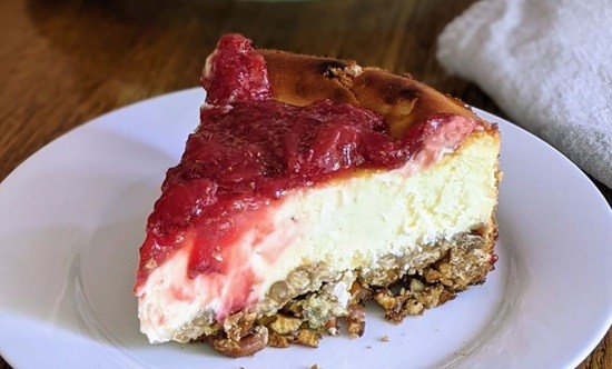 &Omicron;&iota; &alpha;&rho;&chi;&alpha;ί&omicron;&iota; Έ&lambda;&lambda;&eta;&nu;&epsilon;&sigmaf; &sigma;έ&rho;&beta;&iota;&rho;&alpha;&nu; cheesecake &sigma;&tau;&omicron;&upsilon;&sigmaf; &alpha;&theta;&lambda;&eta;&tau;έ&sigmaf; &tau;&omega;&nu; &Omicron;&lambda;&upsilon;&mu;&pi;&iota;&alpha;&kappa;ώ&nu; &Alpha;&gamma;ώ&nu;&omega;&nu;