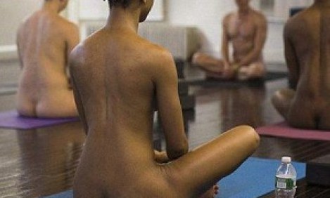 &Eta; &gamma;&upsilon;&mu;&nu;ή &gamma;&iota;ό&gamma;&kappa;&alpha;&hellip; &nu;έ&alpha; &mu;ό&delta;&alpha; &sigma;&tau;&eta;&nu; &Alpha;&mu;&epsilon;&rho;&iota;&kappa;ή!