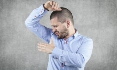 &Tau;&alpha; &tau;&rho;ό&phi;&iota;&mu;&alpha; &pi;&omicron;&upsilon; &kappa;&alpha;&tau;&alpha;&pi;&omicron;&lambda;&epsilon;&mu;&omicron;ύ&nu; &tau;&eta;&nu; &kappa;&alpha;&kappa;&omicron;&sigma;&mu;ί&alpha; &tau;&omicron;&upsilon; &iota;&delta;&rho;ώ&tau;&alpha;