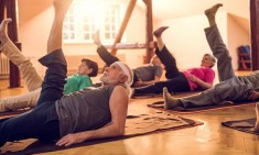 &Tau;&iota; &kappa;&alpha;&theta;&omicron;&rho;ί&zeta;&epsilon;&iota; &alpha;&nu; &theta;&alpha; &zeta;ή&sigma;&omicron;&upsilon;&mu;&epsilon; &mu;&epsilon;&tau;ά &tau;&alpha; 70