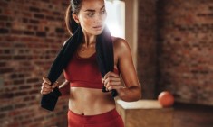10 &lambda;&epsilon;&pi;&tau;ά &gamma;&upsilon;&mu;&nu;&alpha;&sigma;&tau;&iota;&kappa;ή&sigmaf; &gamma;&iota;&alpha; &nu;&alpha; &kappa;ά&psi;&epsilon;&tau;&epsilon; &theta;&epsilon;&rho;&mu;ί&delta;&epsilon;&sigmaf; &kappa;&alpha;&iota; &nu;&alpha; &iota;&delta;&rho;ώ&sigma;&epsilon;&tau;&epsilon;