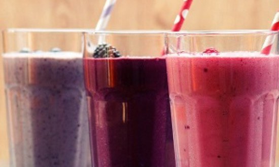 Δοκιμάστε 10 υγιεινά και καλοκαιρινά smoothies!