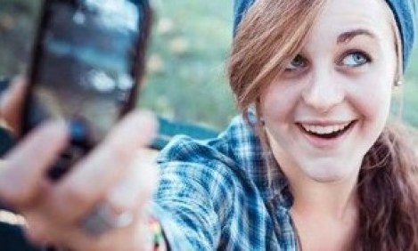 &Epsilon;&sigma;&epsilon;ί&sigmaf; έ&chi;&epsilon;&tau;&epsilon; &xi;&alpha;&nu;&alpha;&kappa;&omicron;ύ&sigma;&epsilon;&iota; &gamma;&iota;&alpha; &tau;&eta; &delta;ί&alpha;&iota;&tau;&alpha; &tau;&omega;&nu; selfies;