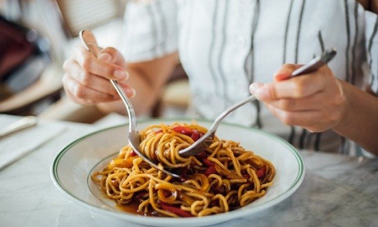 4 &mu;ύ&theta;&omicron;&iota; &gamma;&iota;&alpha; &tau;&omicron;&upsilon;&sigmaf; &upsilon;&delta;&alpha;&tau;ά&nu;&theta;&rho;&alpha;&kappa;&epsilon;&sigmaf;