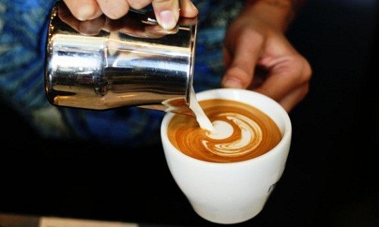 &Gamma;&iota;&alpha;&tau;ί &pi;&rho;έ&pi;&epsilon;&iota; &nu;&alpha; &pi;ί&nu;&epsilon;&tau;&epsilon; &kappa;&alpha;&pi;&omicron;&upsilon;&tau;&sigma;ί&nu;&omicron; &mu;ό&nu;&omicron; &tau;&omicron; &pi;&rho;&omega;ί;