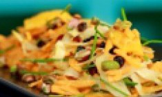 K&alpha;&rho;&omicron;&tau;&omicron;&sigma;&alpha;&lambda;ά&tau;&alpha; &mu;&epsilon; &phi;&iota;&sigma;&tau;ί&kappa;&iota; &Alpha;&iota;&gamma;ί&nu;&eta;&sigmaf; &kappa;&alpha;&iota; &pi;&omicron;&rho;&tau;&omicron;&kappa;ά&lambda;&iota;