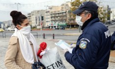 Lockdown: &Mu;&epsilon; &pi;&omicron;&iota;&omicron; &tau;&rho;ό&pi;&omicron; &theta;&alpha; &mu;&epsilon;&tau;&alpha;&kappa;&iota;&nu;&omicron;ύ&mu;&alpha;&sigma;&tau;&epsilon; &alpha;&pi;ό &tau;&omicron; &Sigma;ά&beta;&beta;&alpha;&tau;&omicron;