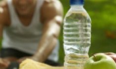 &Pi;ό&sigma;&eta; ώ&rho;&alpha; &pi;&rho;έ&pi;&epsilon;&iota; &nu;&alpha; &alpha;&pi;έ&chi;&epsilon;&iota; έ&nu;&alpha; &gamma;&epsilon;ύ&mu;&alpha; &pi;&rho;&iota;&nu; &tau;&eta;&nu; &pi;&rho;&omicron;&pi;ό&nu;&eta;&sigma;&eta;