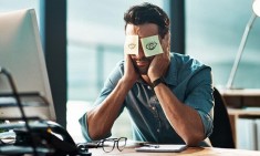 &Pi;ώ&sigmaf; &theta;&alpha; &alpha;&pi;&alpha;&lambda;&lambda;&alpha;&gamma;&epsilon;ί&tau;&epsilon; &alpha;&pi;ό &tau;&omicron; Hangover &tau;&omega;&nu; &gamma;&iota;&omicron;&rho;&tau;ώ&nu;